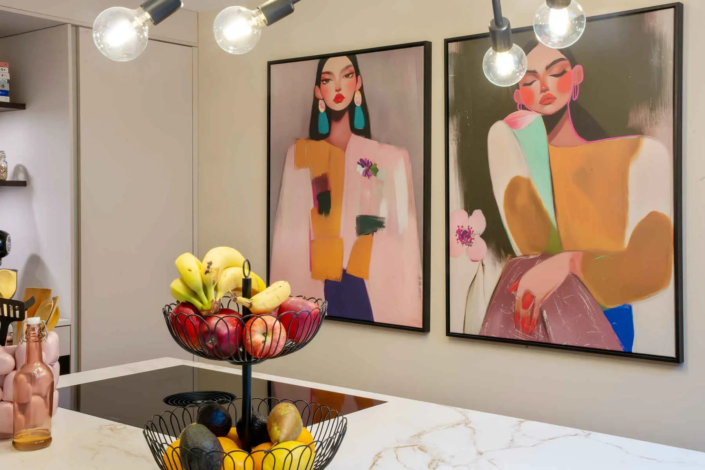 Moderne keuken met bar in Oisterwijk | Schalk Keuken en Bad